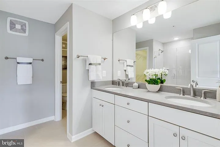 9703 Tealbriar Dr — Photo 30