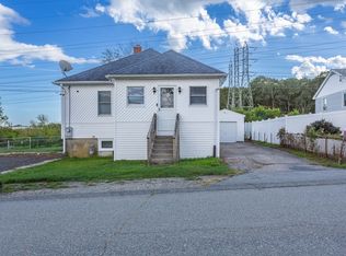 64 Jaffrey St, Swansea, MA 02777