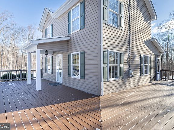 4th image of 412 Fawn Dr