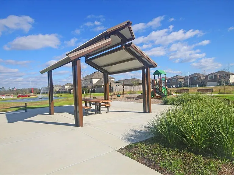 14635 Myrtle Point Dr — Photo 17