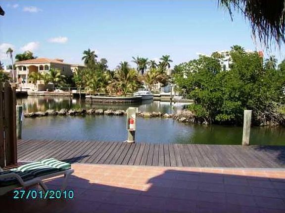 2nd image of 206 Poinciana Dr