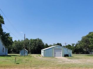 1015 N Elm St, Kingman, KS 67068