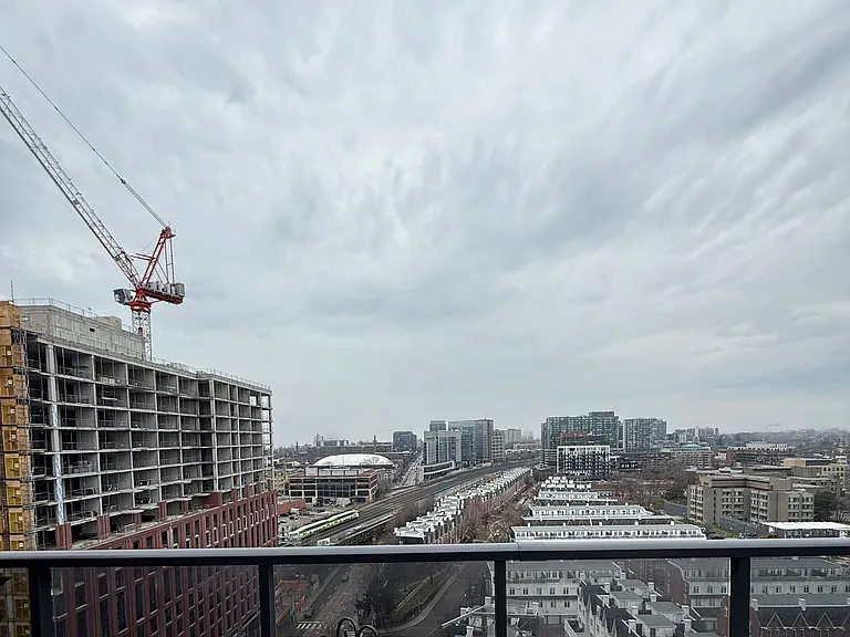 1030 King St W #Penthouse 25 — Photo 18
