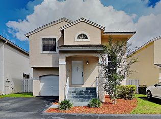 9878 NW 2nd St, Fort Lauderdale, FL 33324