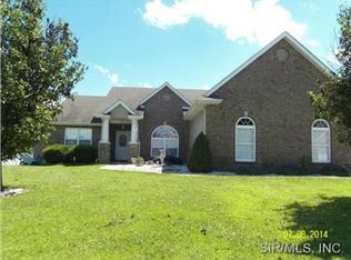 6 Camden Ct, Troy, IL
