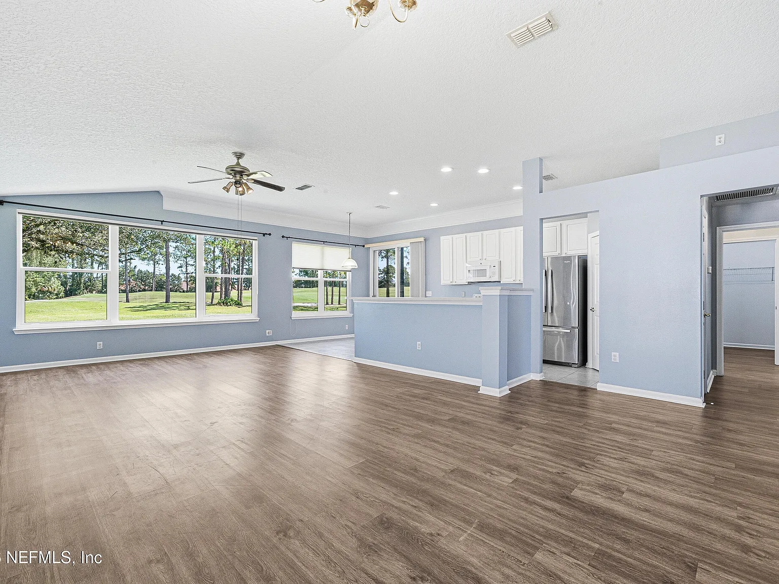 2 bed, 2.0 bath, 1836 sqft, $2,300 — Photo 3