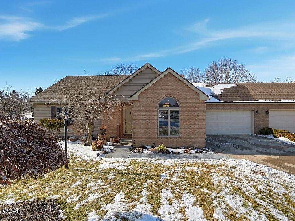 1st image of 120 Oak Ln