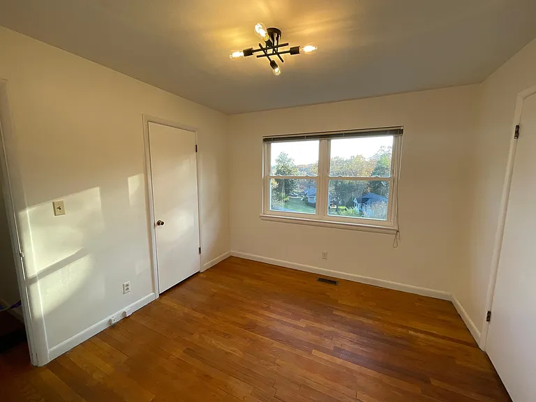432 Manchester Dr — Photo 14