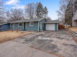 1018 Pine St, Sun Prairie, WI 53590