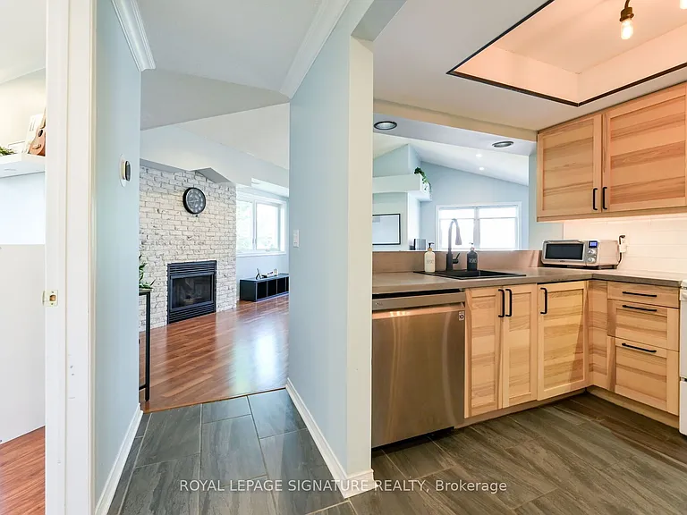 65 Bristol Rd E #223 — Photo 6
