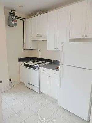 Rented by City Connections Realty | media 17