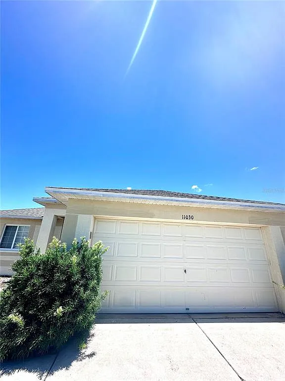 3 bed, 2.0 bath, 1270 sqft, $1,925 — Photo 1
