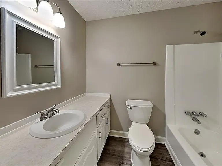 2426 Emberwood Ct NW — Photo 13