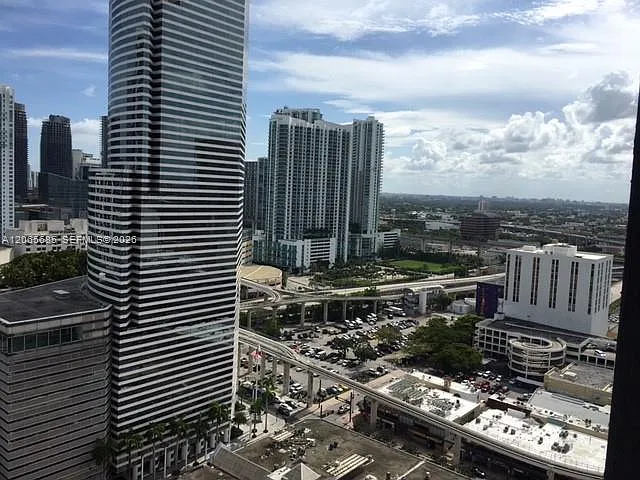 Centro Condo — Photo 2