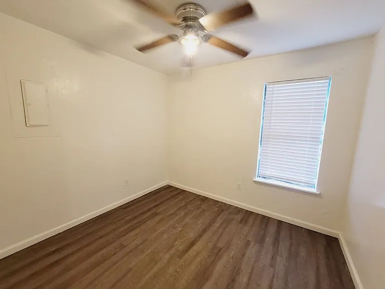 3209 Hester Dr — Photo 21