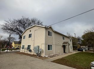 124 6th Ave N APT 1, Fargo, ND 58102