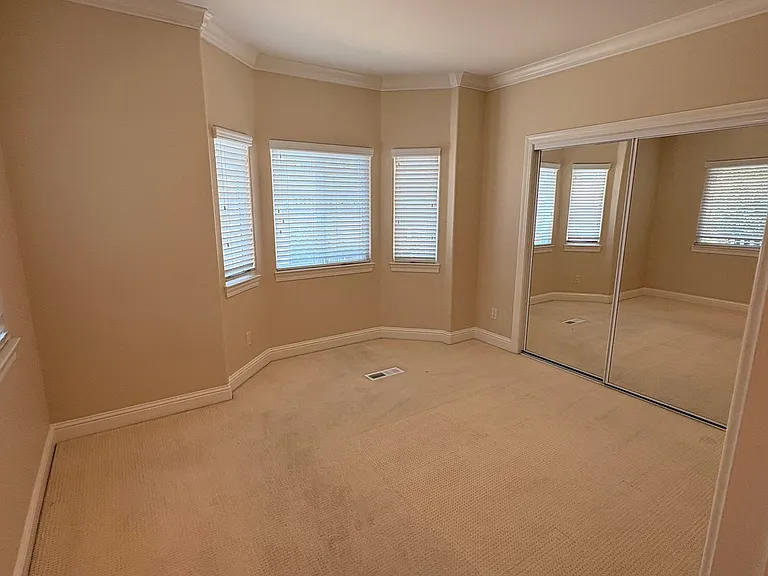 1729 Marich Way — Photo 20