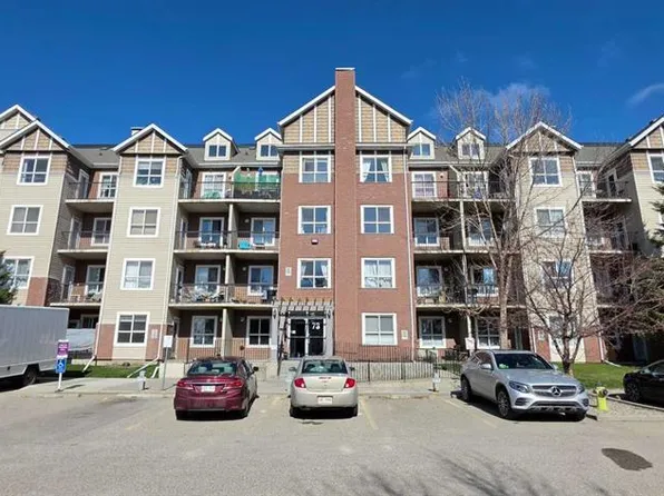 73 S Erin Woods Ct SE #1206, Calgary, AB T2B 3V2