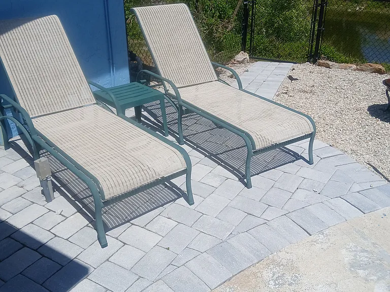 2216 Lake Shore Dr — Photo 3