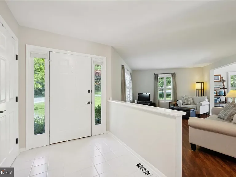 701 Kilduff Ct — Photo 3