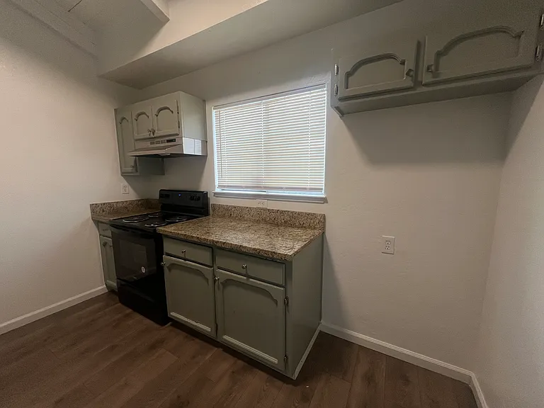 2700 La Palma Dr — Photo 6