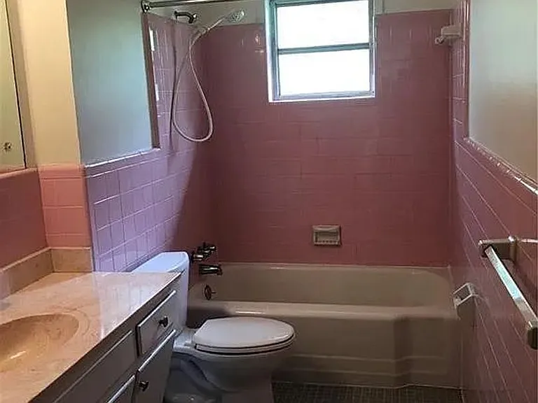 805 Flagler Cir SE — Photo 6
