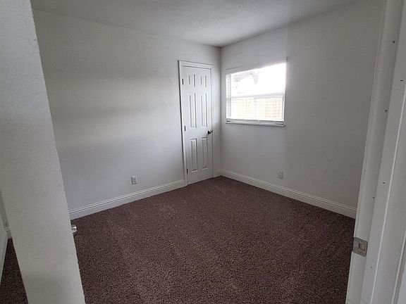 5th image of 1738 Linda Ave APT G