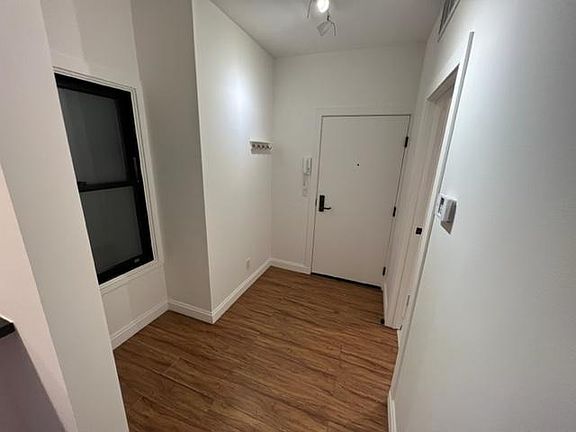 2nd image of 920 Montgomery St APT 104