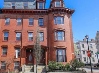 22 Pine St APT 2, Portland, ME 04102