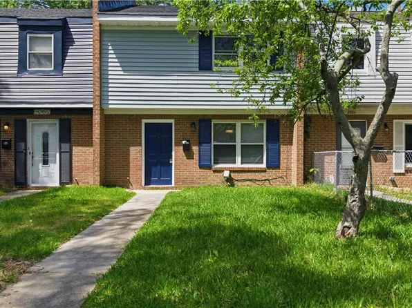 6064 Foresttown Dr, Norfolk, VA 23502