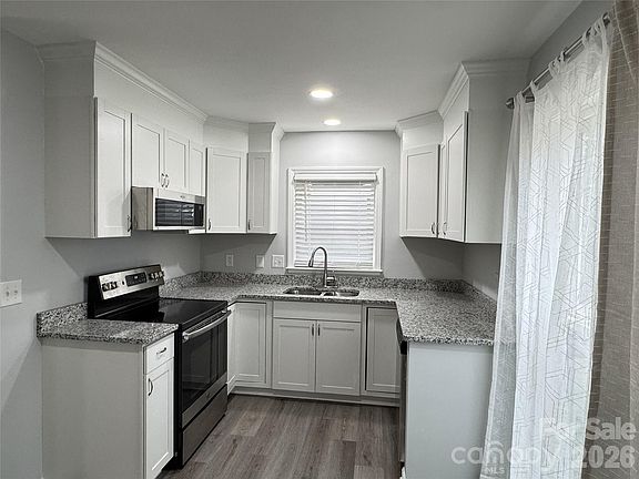 5th image of 7125 Falconwood Ct