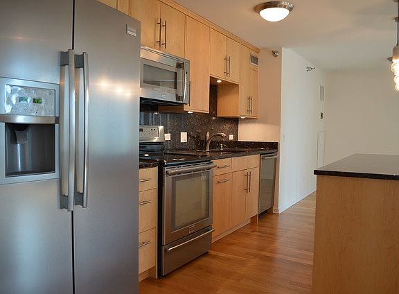 4th image of 480 N McClurg Ct APT 502