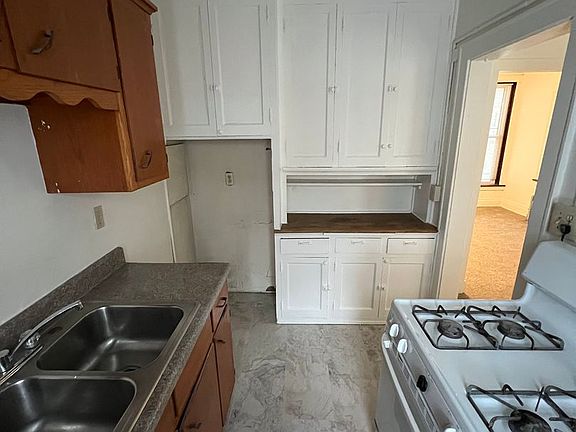 5th image of 3821 N Humboldt Blvd #3