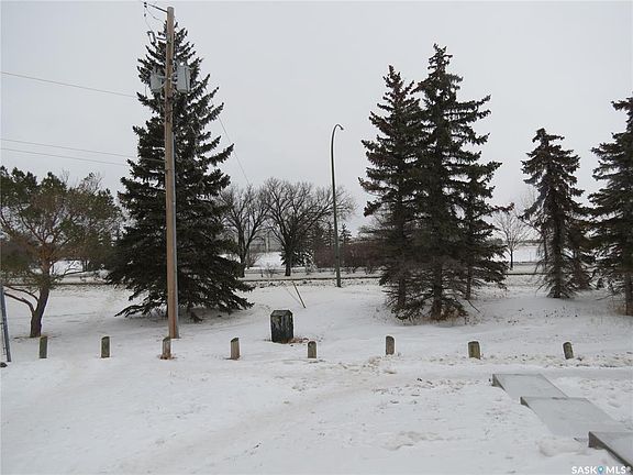 4th image of 3926 Castle ROAD