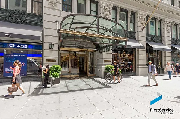 Rented by FirstService Realty (legacy) | media 27