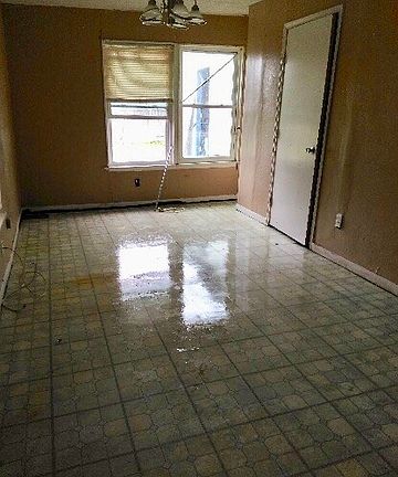 5th image of 7522 Breeze Valley Dr
