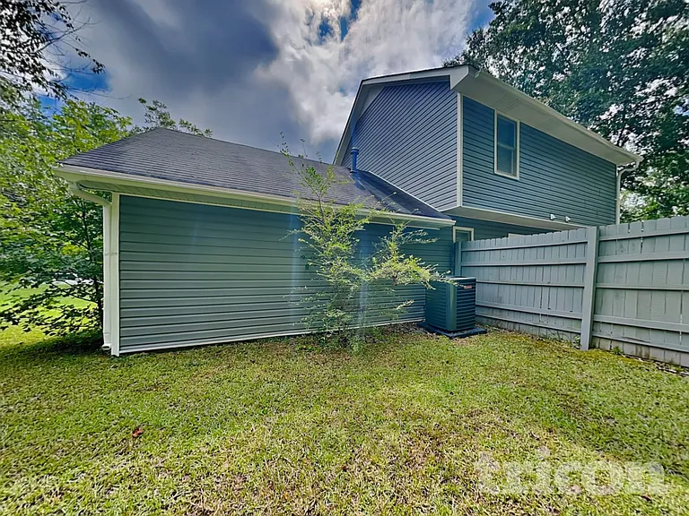 39 Pine Grove Cir — Photo 15