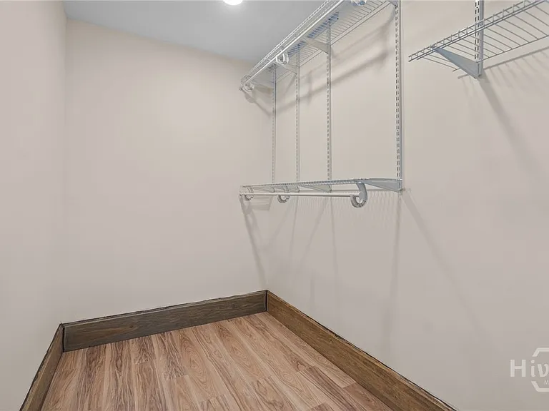 114 Saint Andrews Way — Photo 24