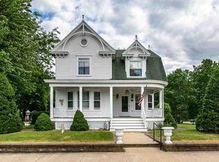 101 2nd Ave SW, Cascade, IA 52033