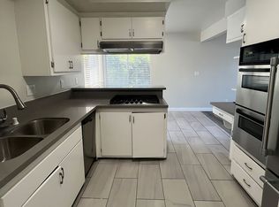 212 W Plymouth St #5, Inglewood, CA 90302