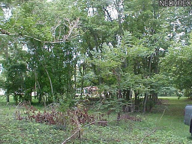 1st image of Hanwood Dr