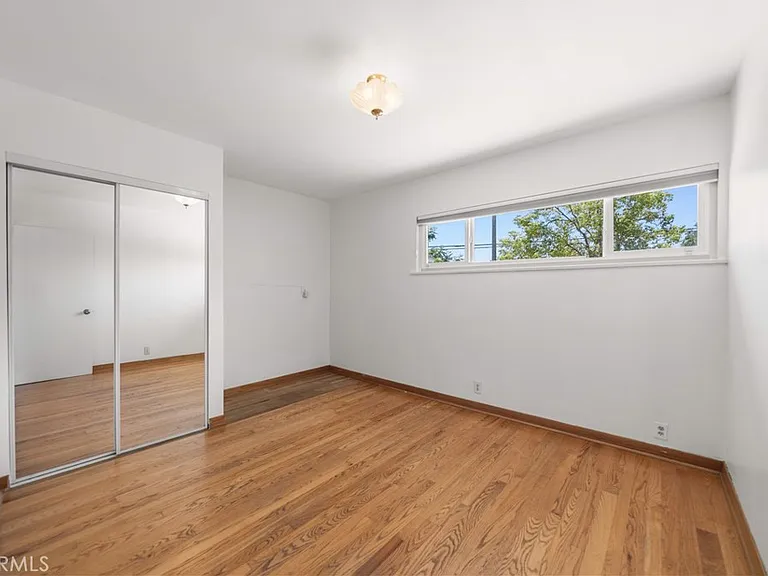 1033 S Isabella Ave — Photo 23