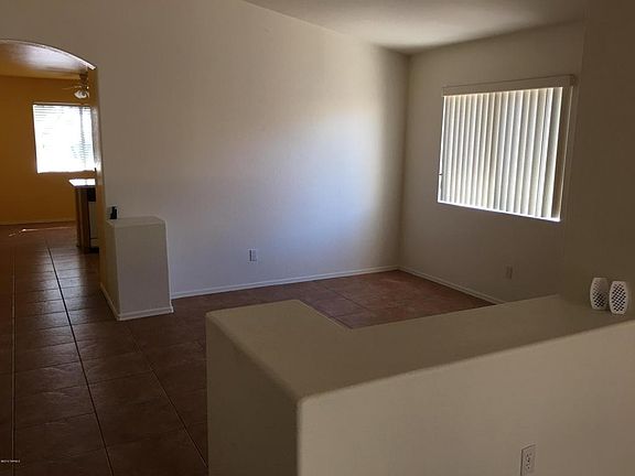 5th image of 7808 S Placita Senora Maria