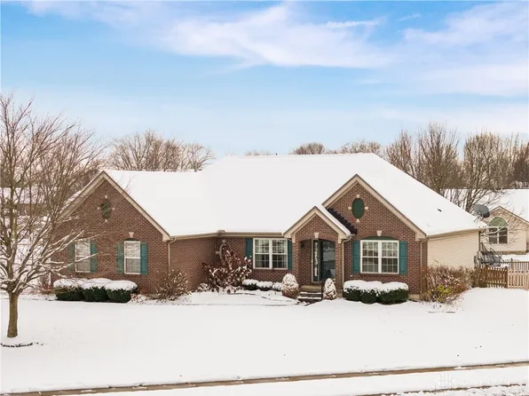 1205 Cloverleaf Ln, Miamisburg, OH 45342