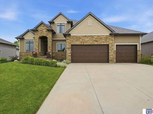 2901 Hoy St, Lincoln, NE 68516