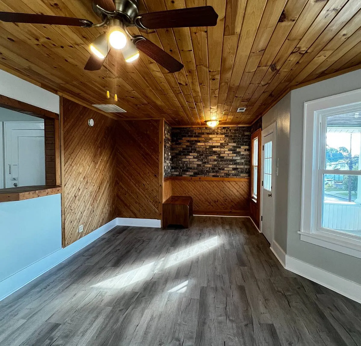 1 bed, 1.0 bath, $1,200 — Photo 1