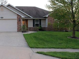 400 Sea Eagle Dr, Columbia, MO 65202