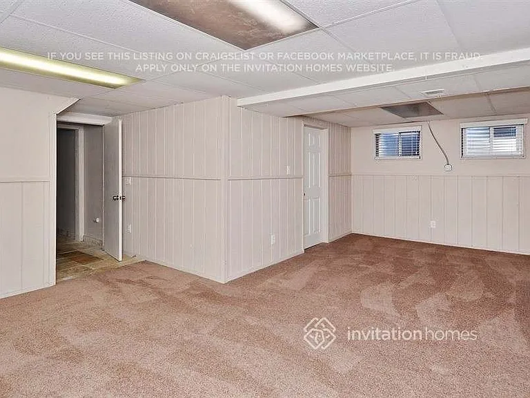 2851 S Genoa St — Photo 10
