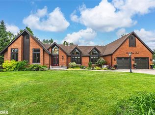 10 Trillium Trl, Oro Medonte, ON L0K1E0