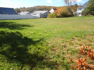 9 Beachmont Ave, Gloucester, MA 01930